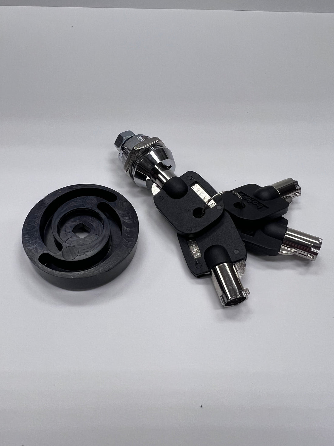 Cerraduras antivandálicas: la solución definitiva para proteger tu comunidad y tus buzones